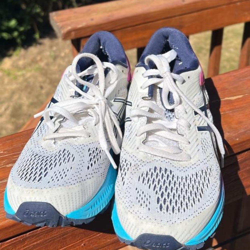 ASICS Gel Kayano 26 Womens 8.5 White Blue Purple Running Sneakers